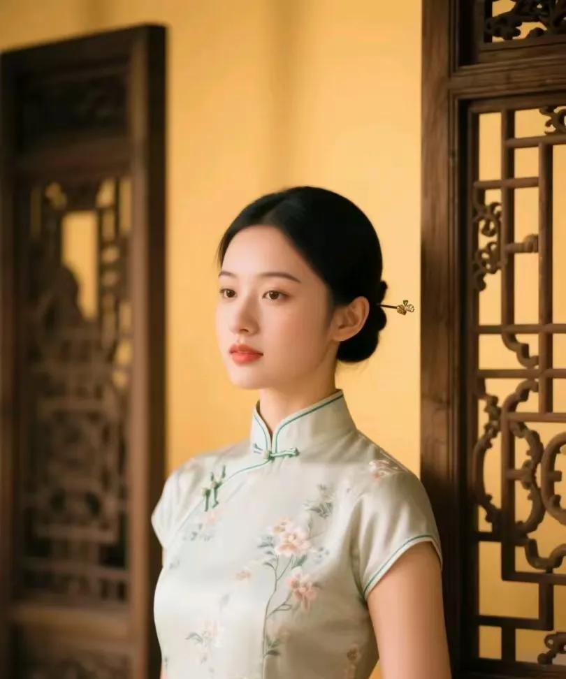狠狠记住的，人性铁律：第1，邻居，不做朋友。第2，不要可怜任何人，你瞪大眼睛
