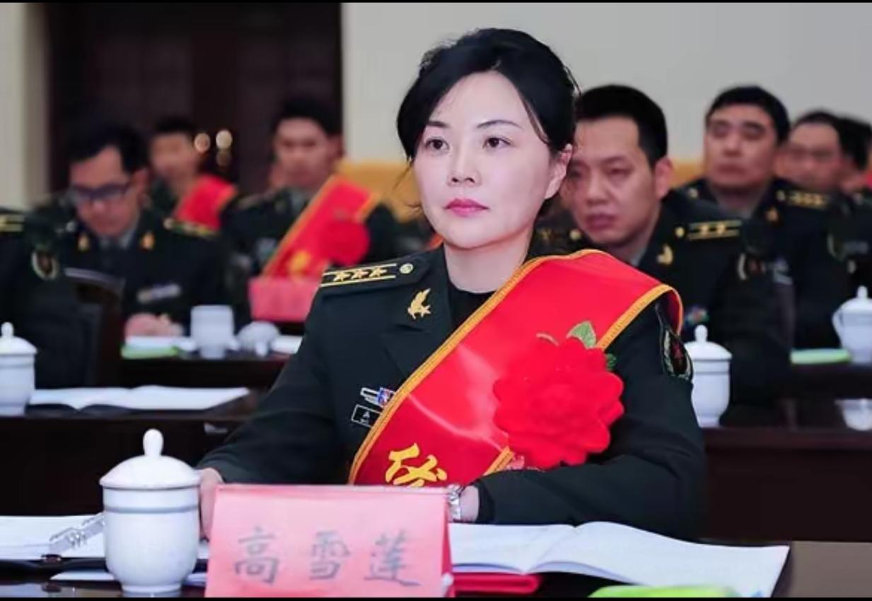 原来高雪莲的优秀是有原因，因为她的血液里流淌着英雄父亲的基因！