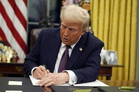 美国终于亮出杀招，中美经济战，已无回头路！ 美国这次算是把“经济霸权”四个字