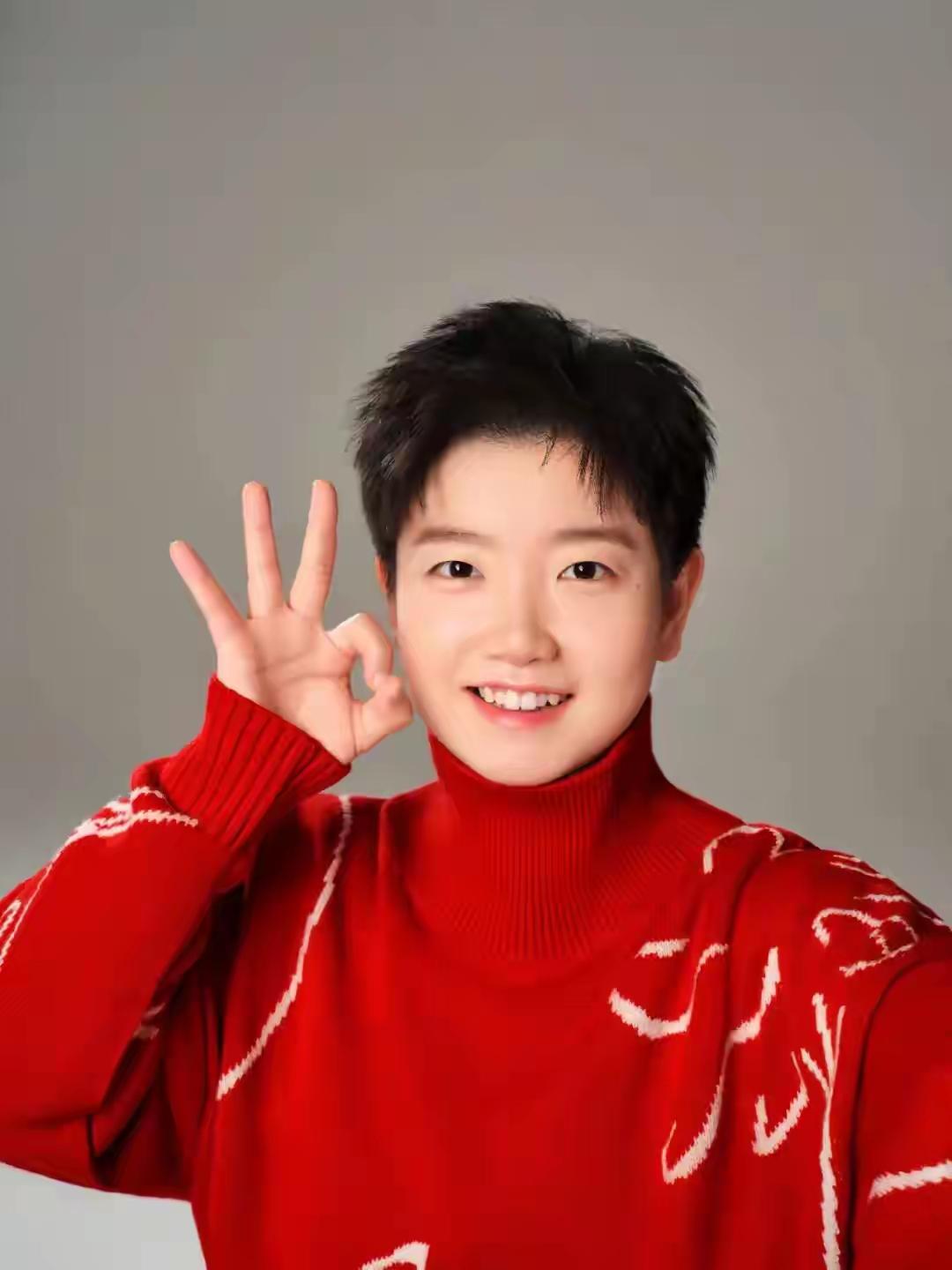 恭喜莎莎入选“爱心公众”[比心][烟花]4月15日，中国乡村发展基金会发布一则