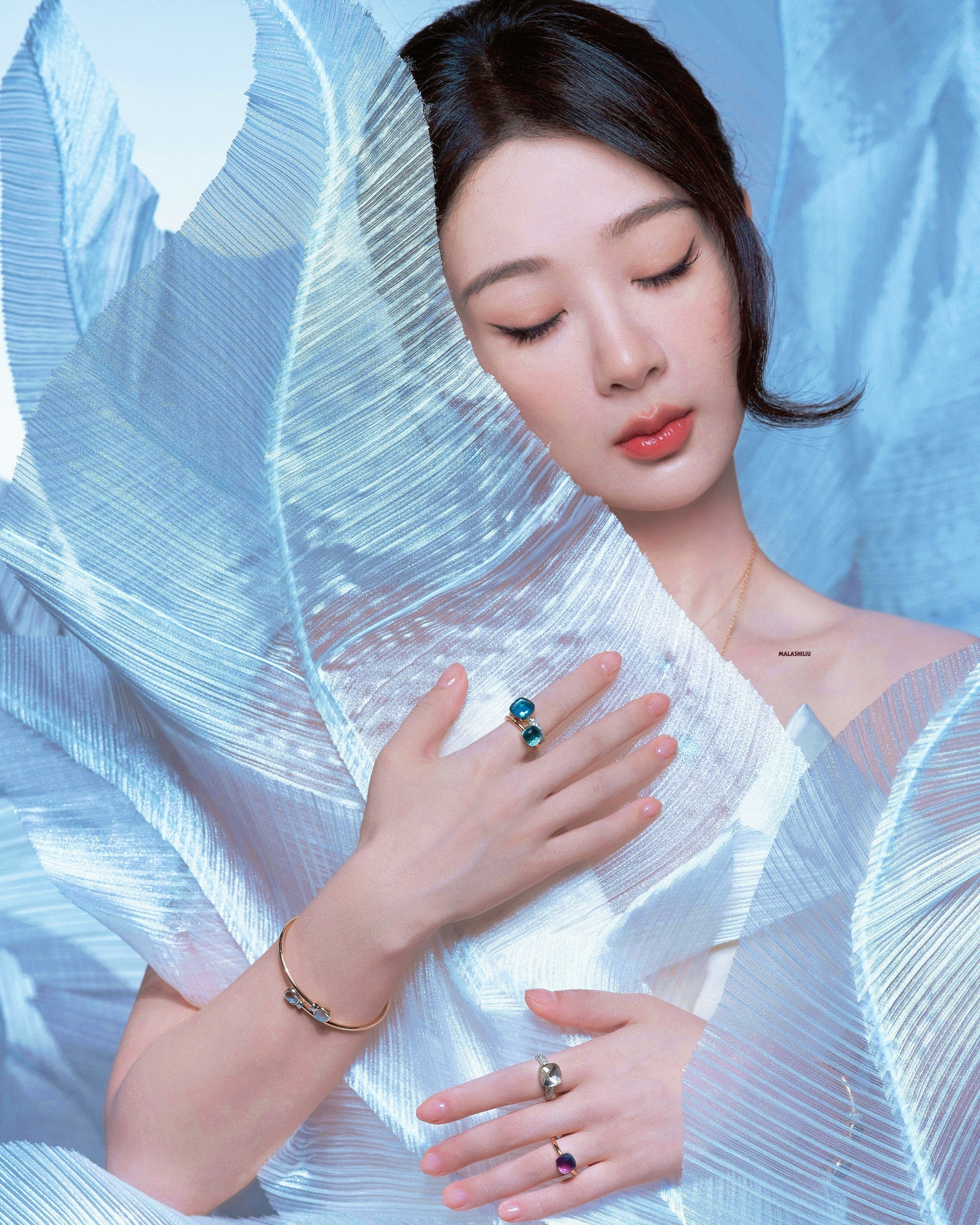 杨紫杨紫yz杨紫董竹君我见过太多风景也钟意过太多生灵却唯你让我过于动心