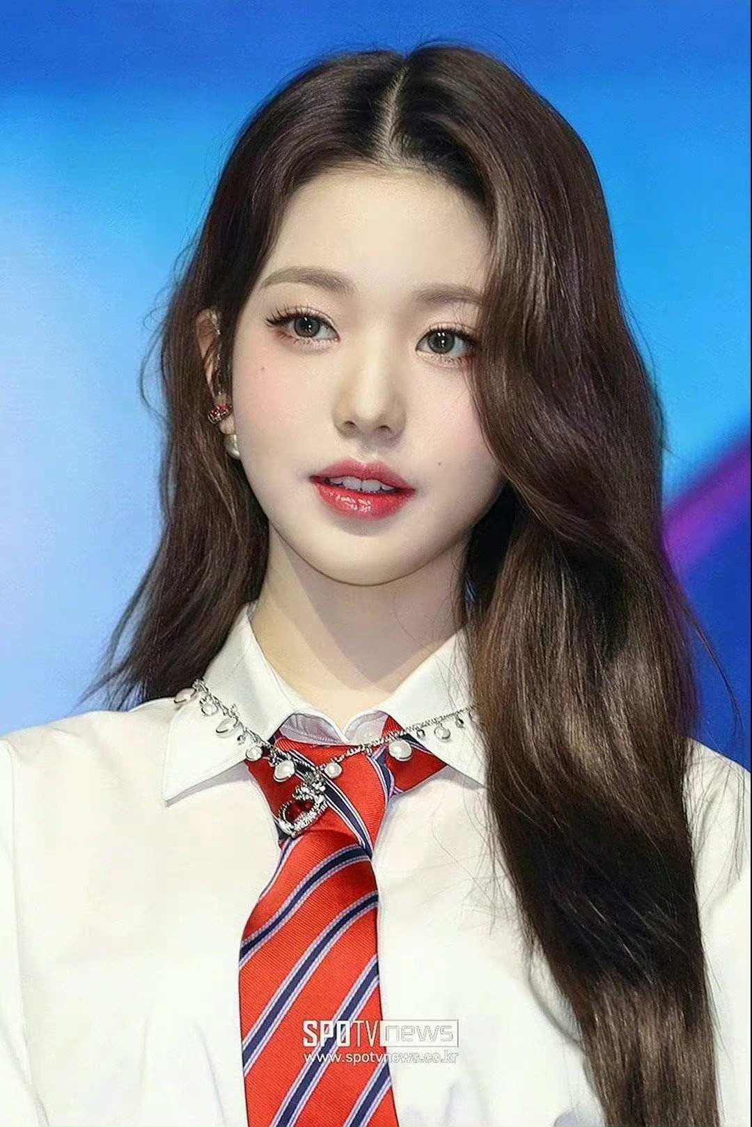 【张元英】这里有两款学姐可以陪同并辅导你学习英式vs美式选择你喜欢的吧～iv