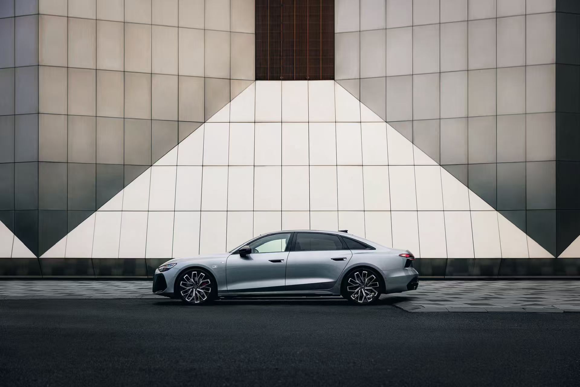 预计全新奥迪A6L的正式起售价，很可能会是30.8万左右，与Q5L保持同等水平。