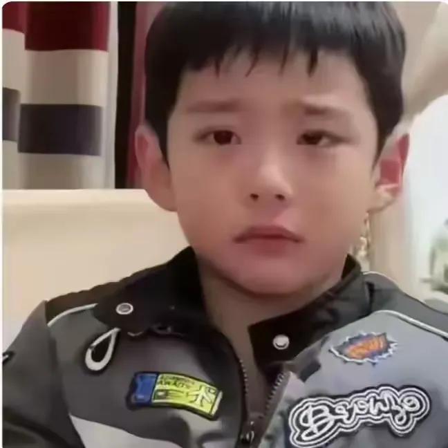 广东一个6岁男孩患上渐冻症，医生说:"他活不过16岁!"谁知，母亲擦干眼泪，回到