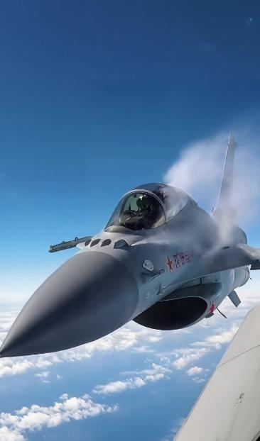 现在终于搞明白了，歼10C之所以在国际市场上不吃香，是因为很多国家都在等待土耳其