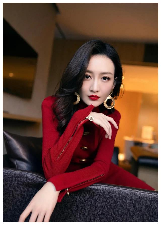 王鸥新照出炉 惊艳不已