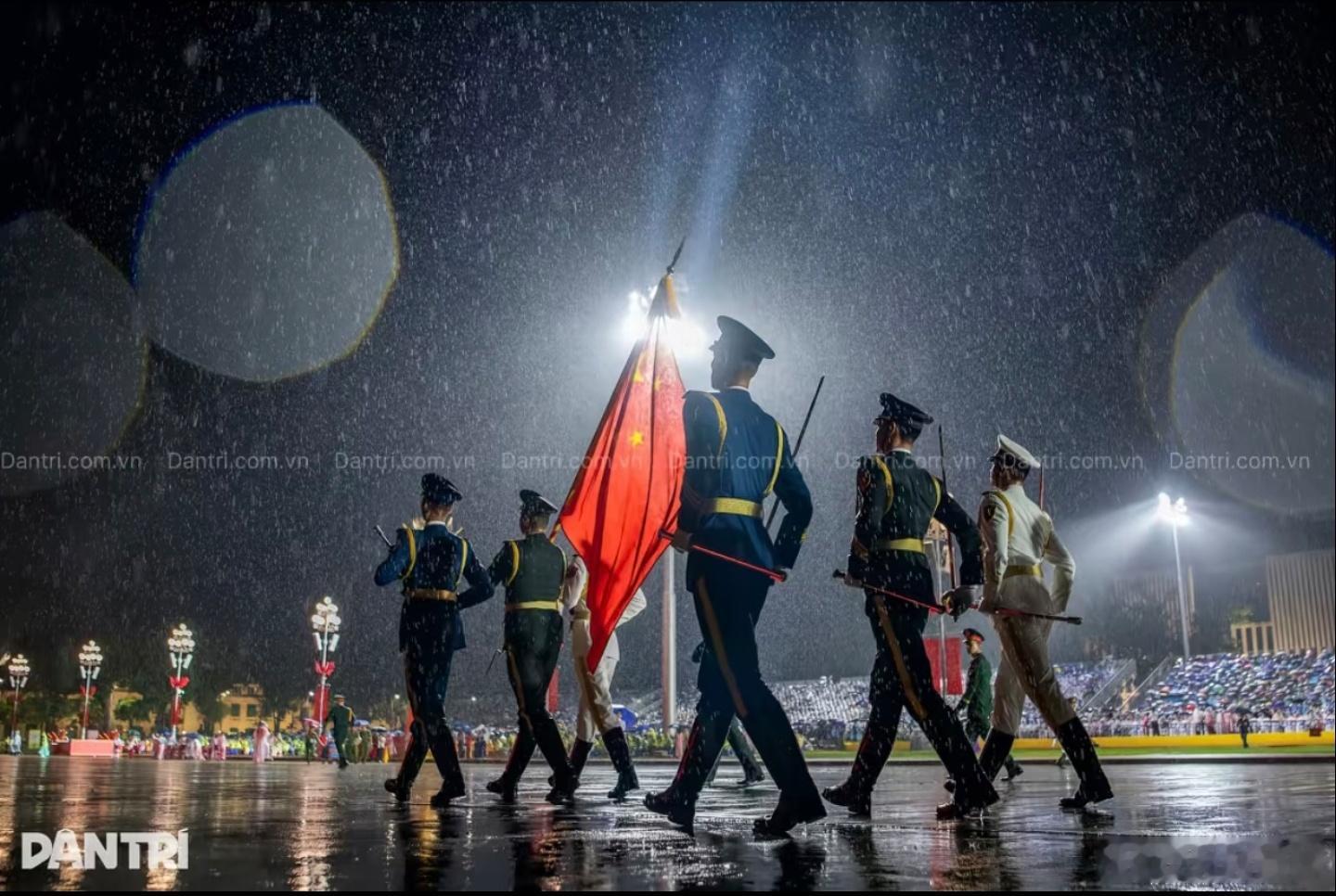 越南国庆阅兵时，越媒拍摄的中国仪仗队。​​​