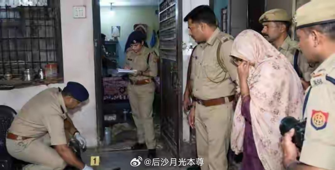 上周，印度北方邦密拉特县30多岁女子莎卜南在咖啡里下迷药，给丈夫纳迪姆喝下。趁丈