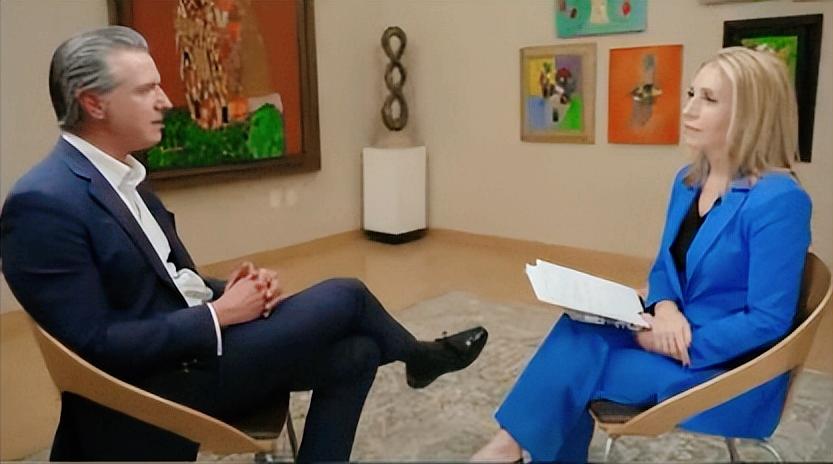 说出来你可能不信，美国最有希望当总统的州长，最近被自己儿子给“拿捏”了。 加