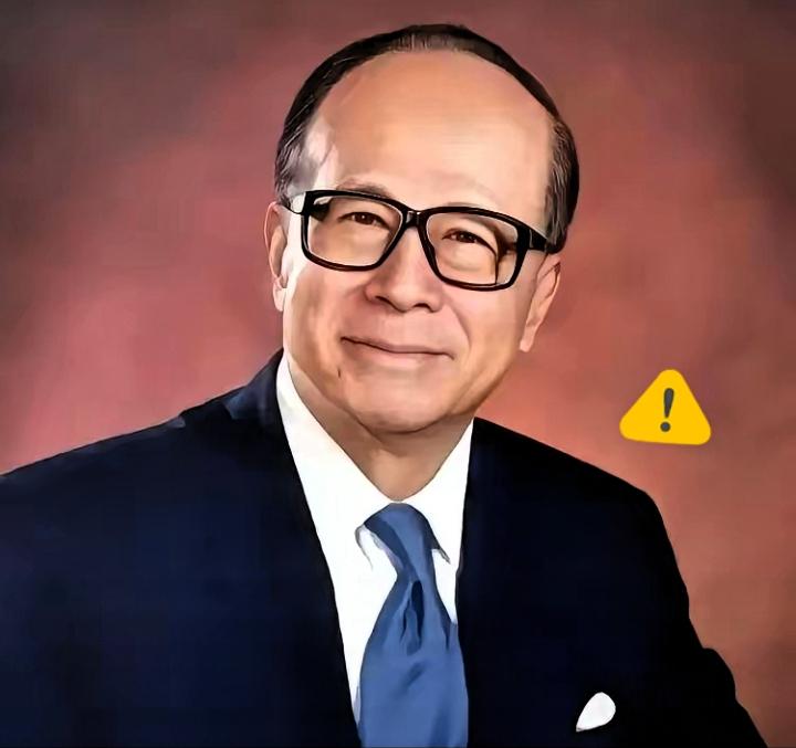 我发现李嘉诚这位商人很有特点，各类资产看准时机可以出手，但他从来不会透支身体拼命