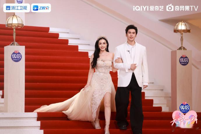 《天声一对》的收官并不意味着结束，节目中的那些甜蜜瞬间与温馨互动将一直留在我们的