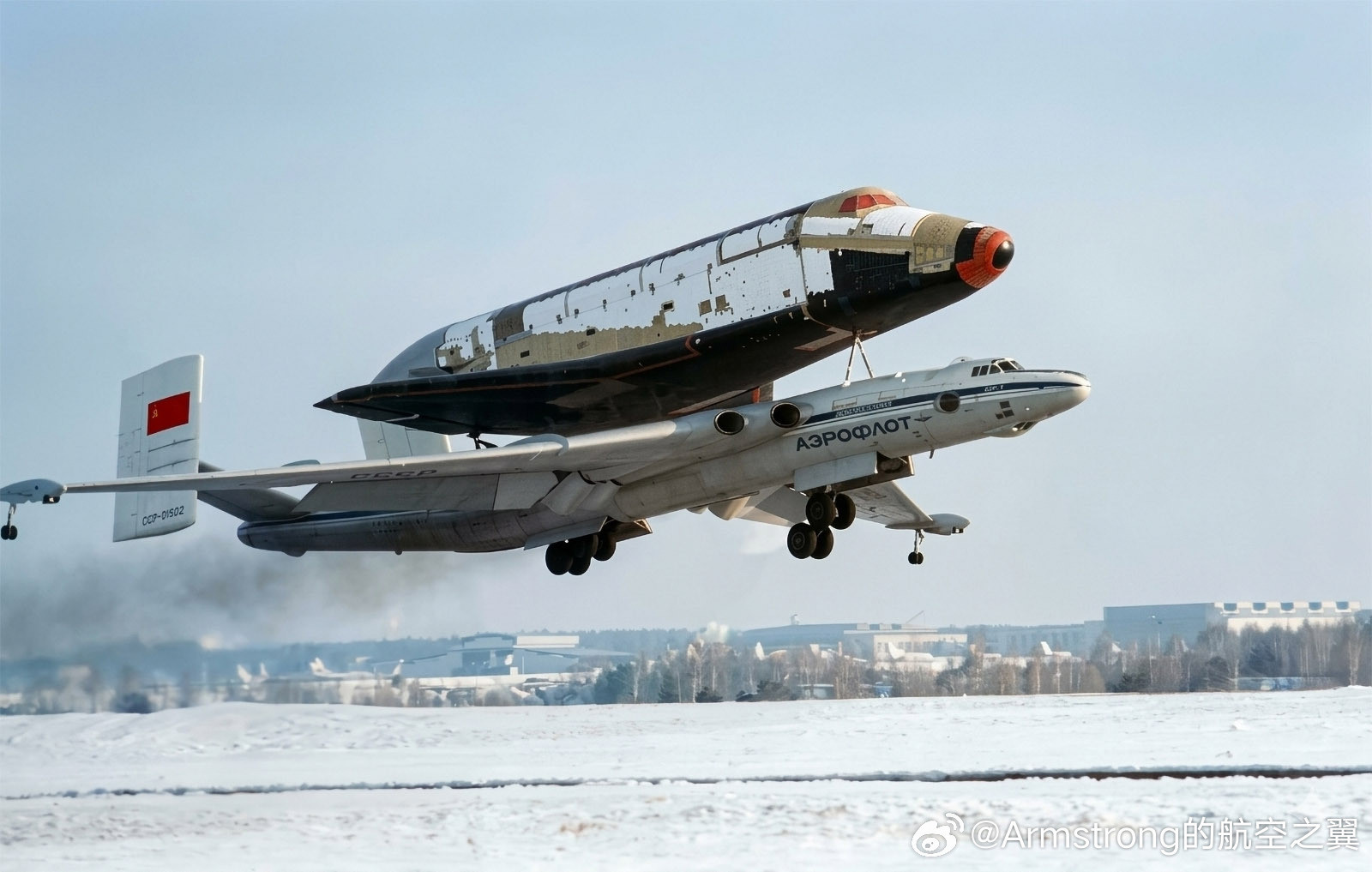 苏联航天最后的辉煌，米亚西舍夫VM-T运输机搭载着“暴风雪”号（轨道飞行器1.