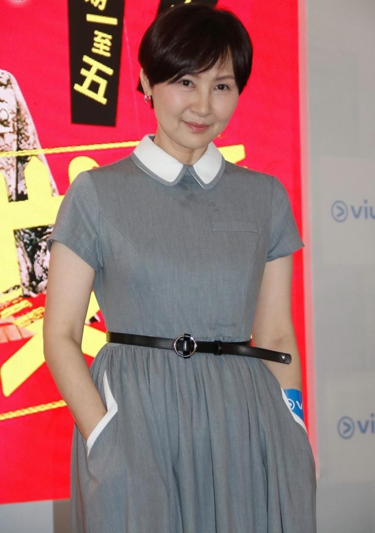 她曾经是香港TVB当红花旦，从15岁开始以玩票性质开始拍摄电视剧，后来在1979