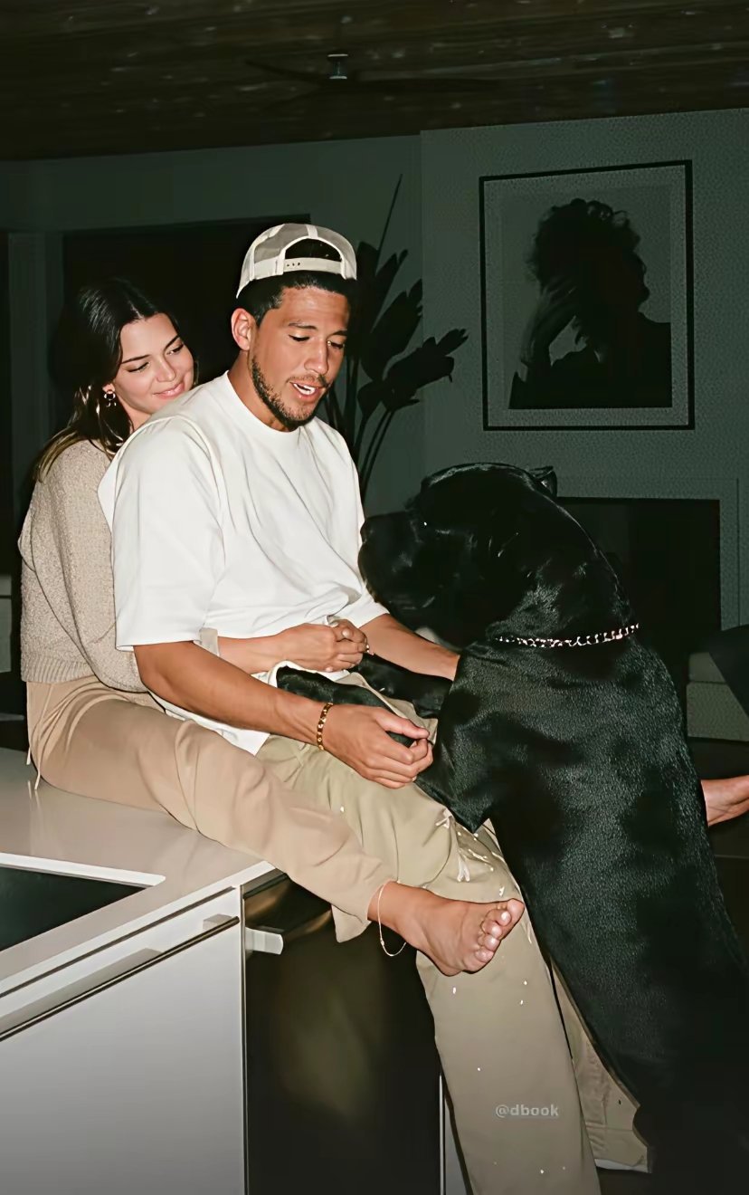 Kendall&Booker肯豆和布克2018年，两人在一次朋友聚会上第一次被