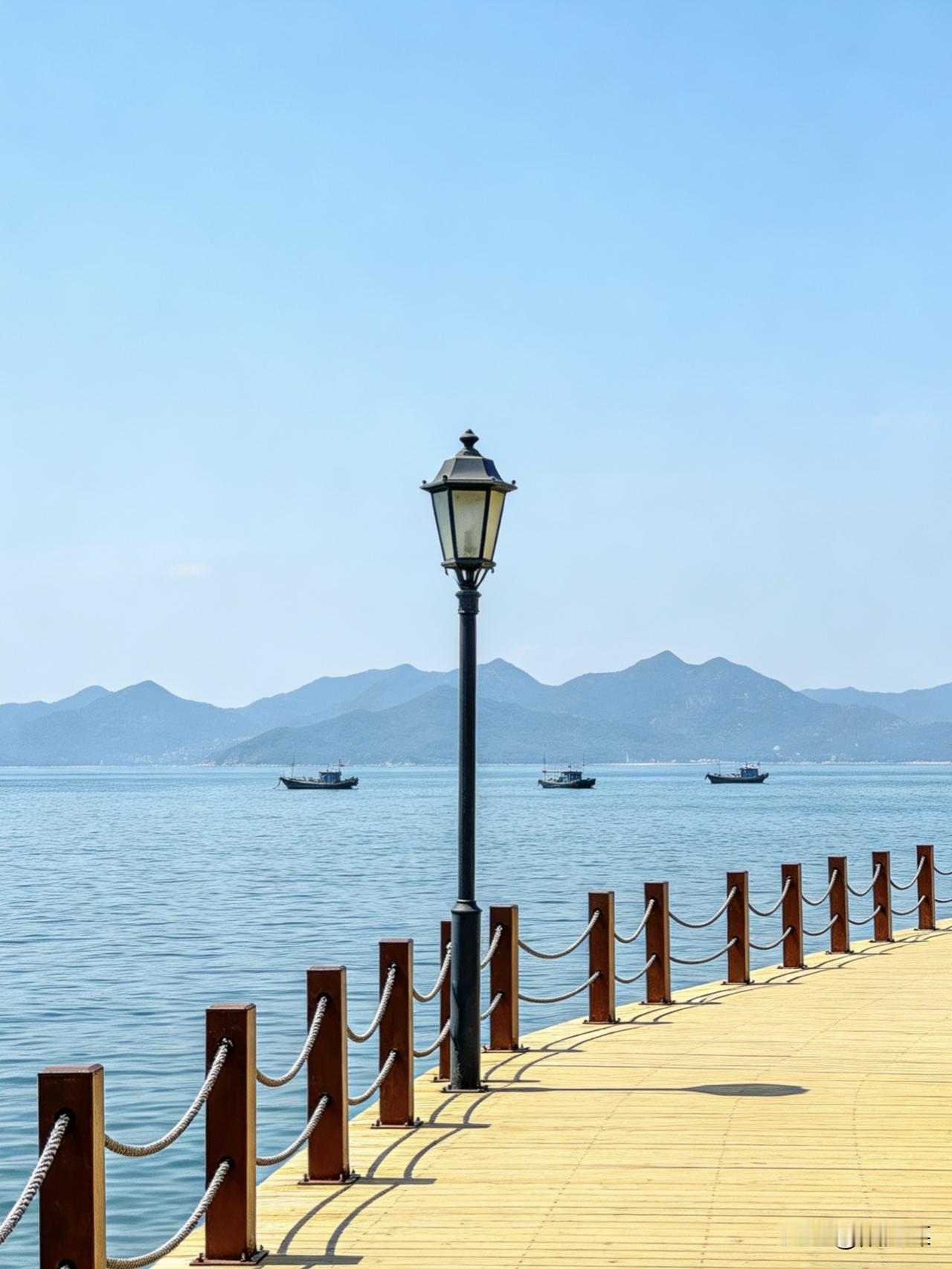 人性通透的一句话：脾气一上来，福气就走远。自己是对的，没必要生气；自己若错了，