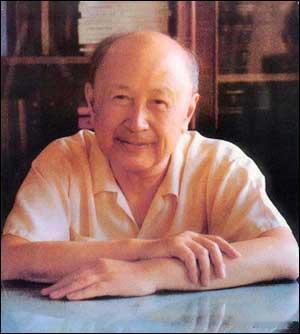 钱学森当年若不拒美后果不堪设想1985年到1988年，美国先后三次重金邀请钱