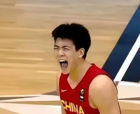 山东籍球员之万孟霖万孟霖，2004年10月出生，山东省泰安市人，身高1米