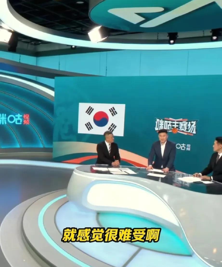 杜峰的境界就是不一样，中国男篮赛后杜峰谈自己的看法！中国男篮两连败给韩国后，作