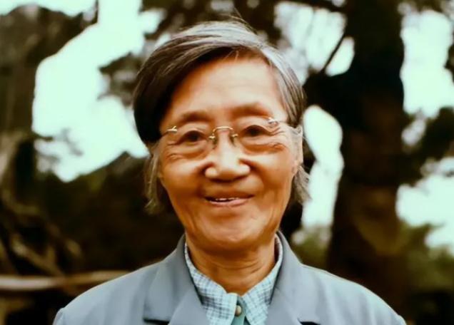 1960年，北大才女王承书狠心抛弃丈夫和孩子，从此音信全无，17年，当看到满头白