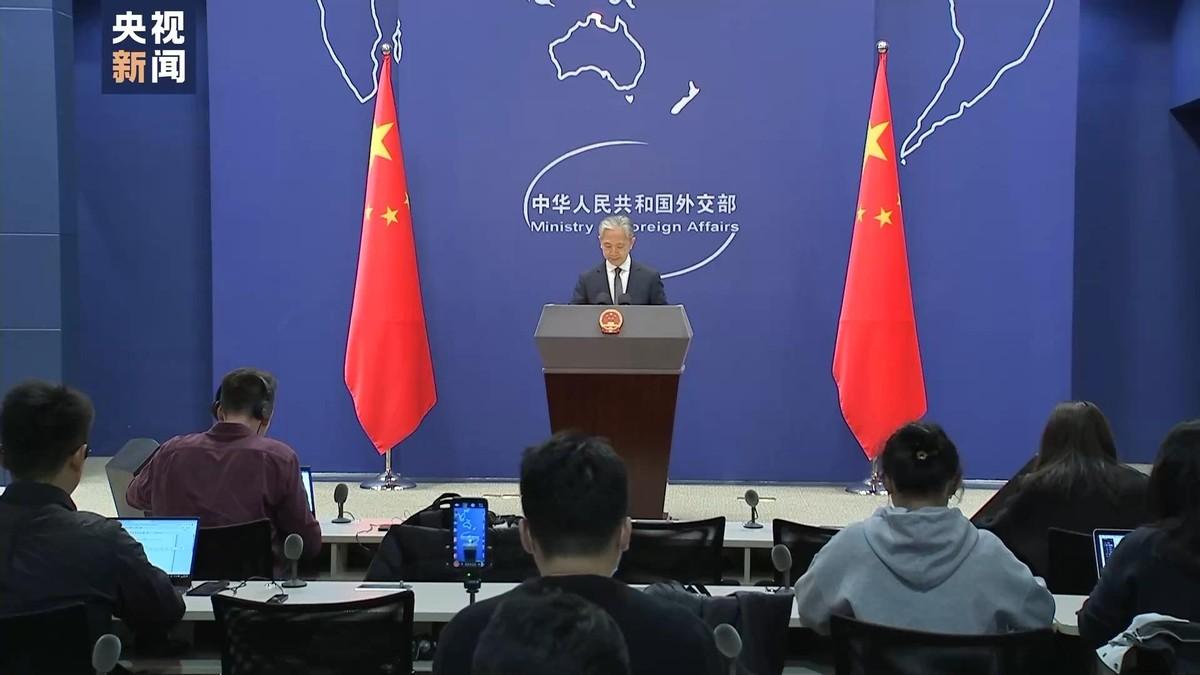 美国想让日本拖住中国，好渔翁得利，日本想拉美国下水，浑水摸鱼；俄国想让中国下场，