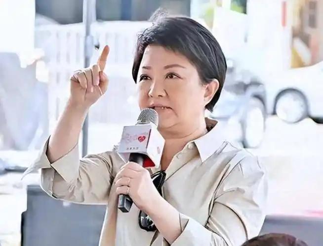 就在刚刚，台中市长卢秀燕发表声明，8月7日，针对赖清德日前公开批评台中市