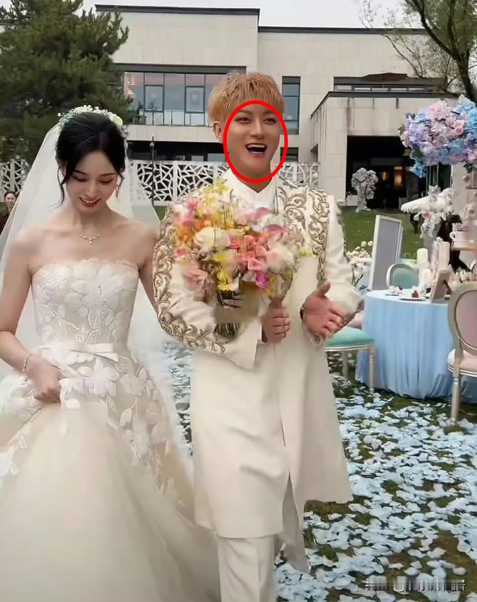事实证明，结婚不要染黄毛，真的好土好村，天气还不行，造型也一般，最后弄的黄子韬和