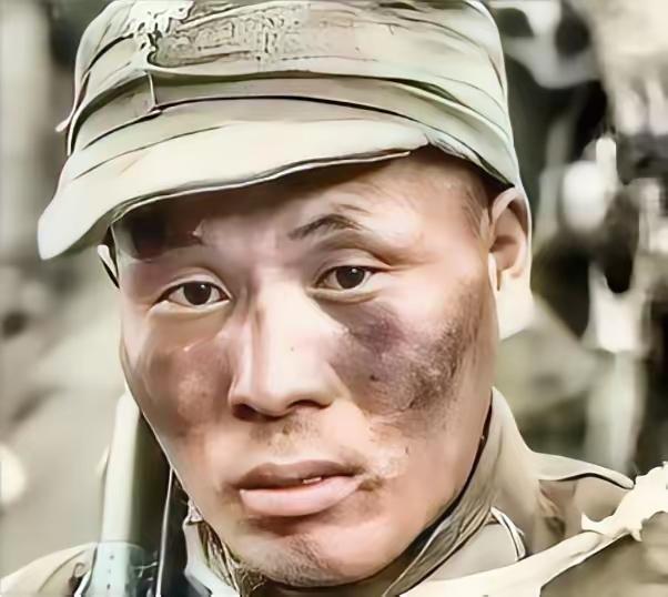 一个掉队的伤兵，一挺捷克式机枪，十分钟改写了湘西会战的局部战局，他叫曾岳峰。