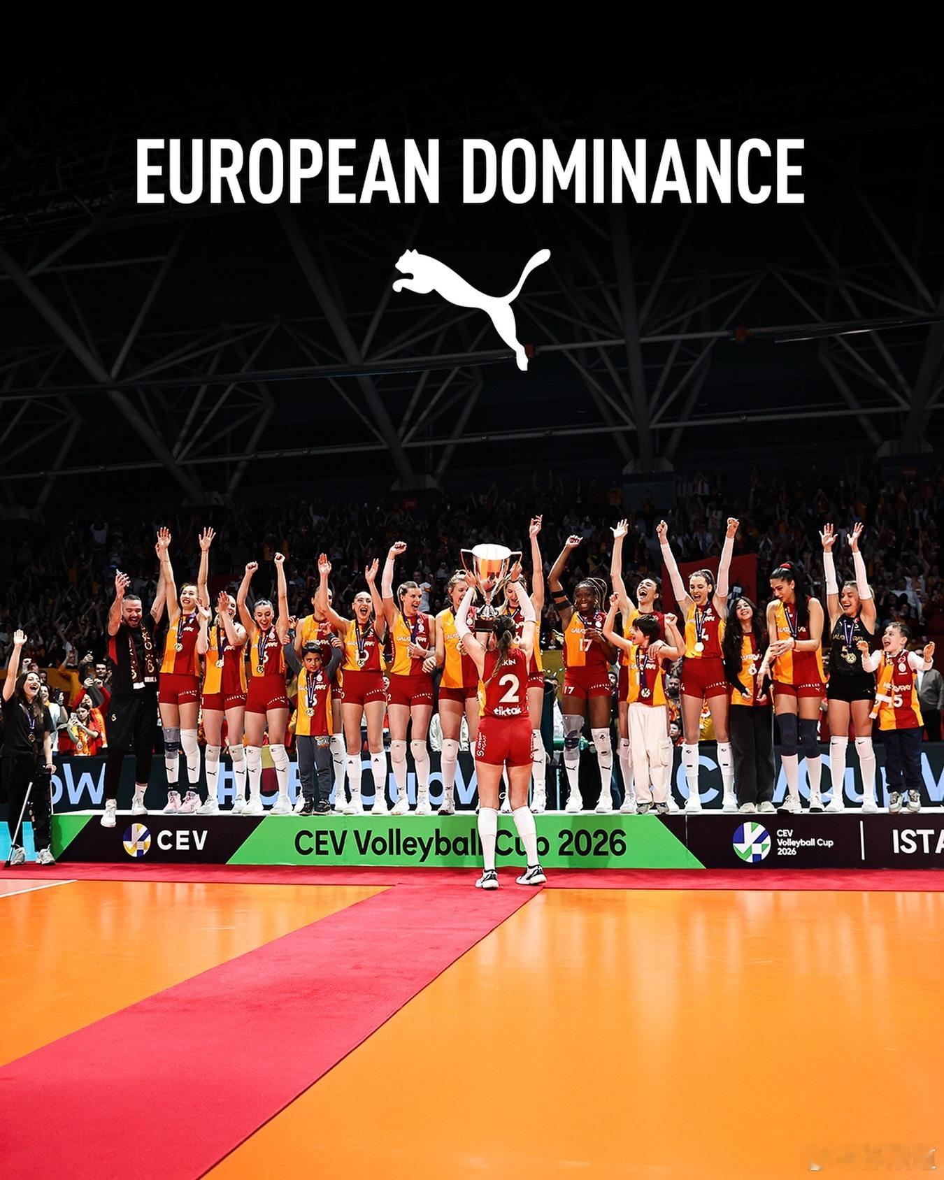 国际排坛动态王媛媛加拉塔萨雷排球事务副主席梅赫梅特·奇巴拉向《Milliyet》