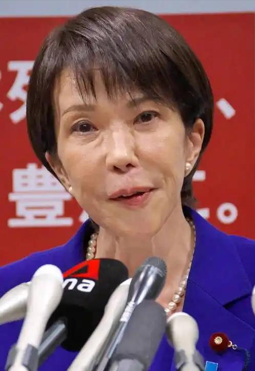 *高市早苗光速变脸！前脚刚把给中国人发的签证费一口气涨了5倍，后脚就因为一句"中