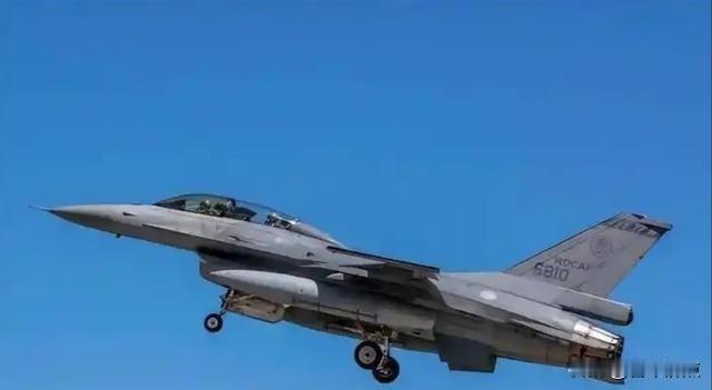 一旦开战，美军真敢空袭中国本土？说白了，现在谁都不敢轻举妄动。台海这根弦绷得