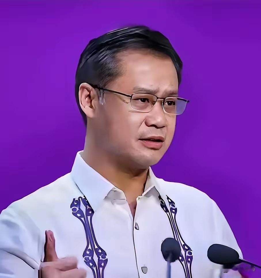 菲律宾参议院6月3日突然换人，参议员张侨伟火线接任临时议长，前任卡耶塔诺只坐了不