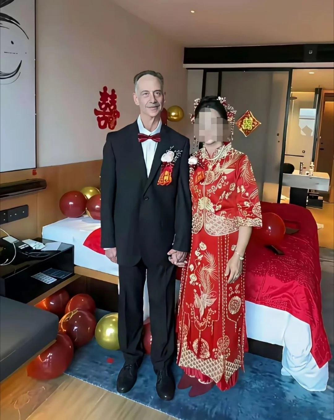 嫁给洋人，祖坟会冒什么烟。