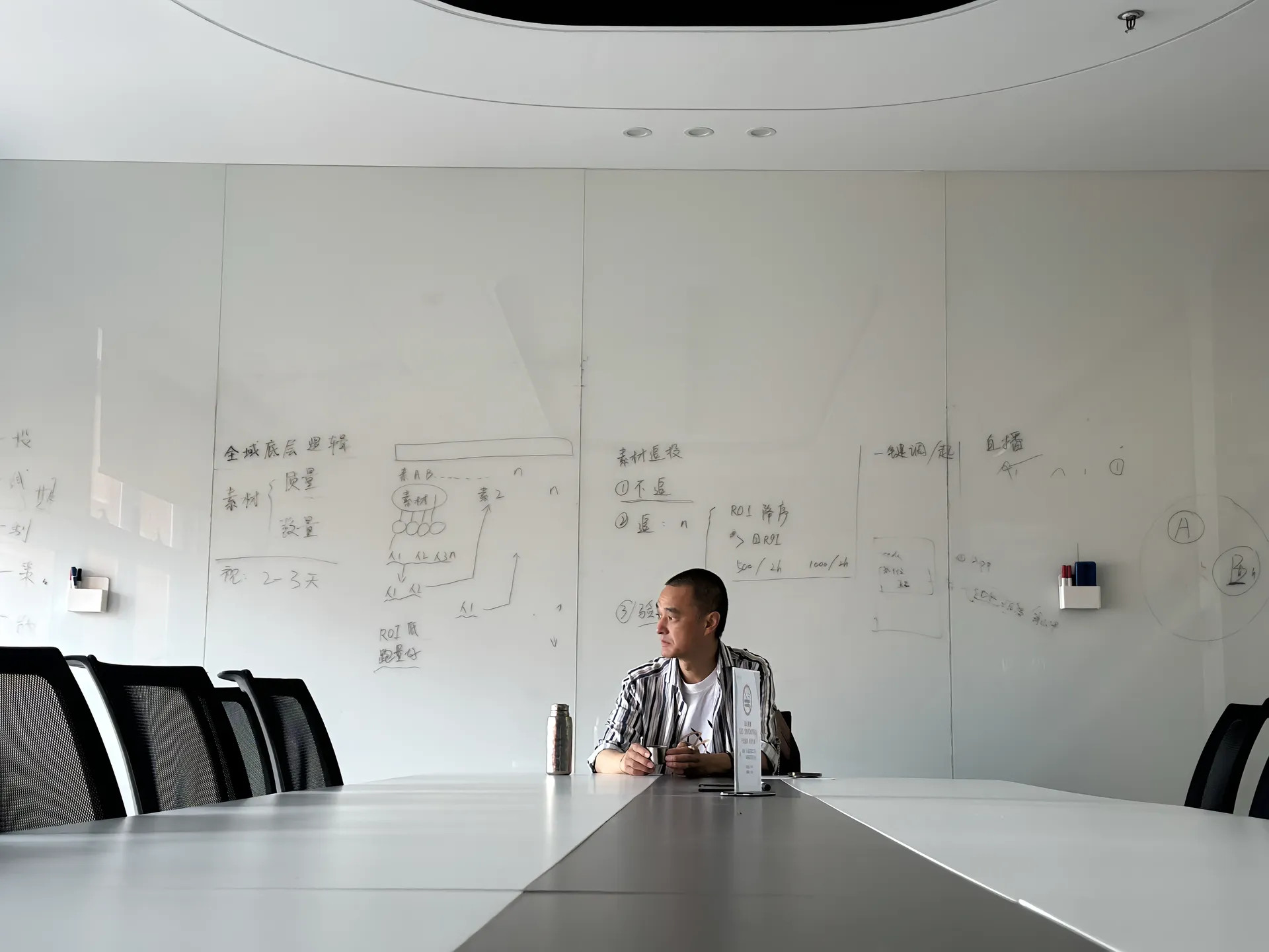 冯唐：女生一定要戒掉身上这4个“穷气”活到五十多，见了太多姑娘把一手好牌打稀碎。