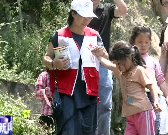 4月3日公益晚会广告+中国红十字会抗旱捐款短