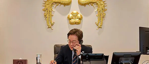 中方通话李在明，半岛稳了---天