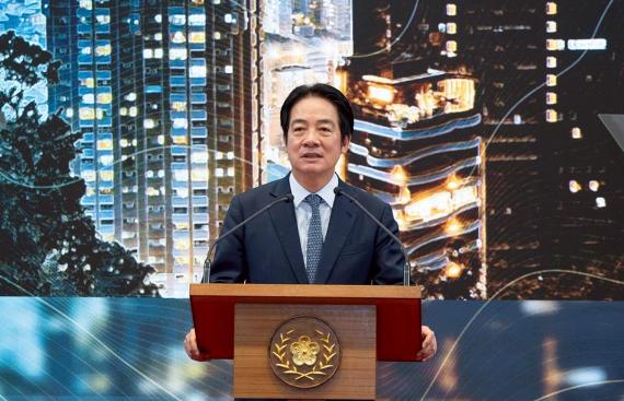 “台独”分子赖清德发表声明，6月2日，针对台湾空军冈山基地一架编号3414的