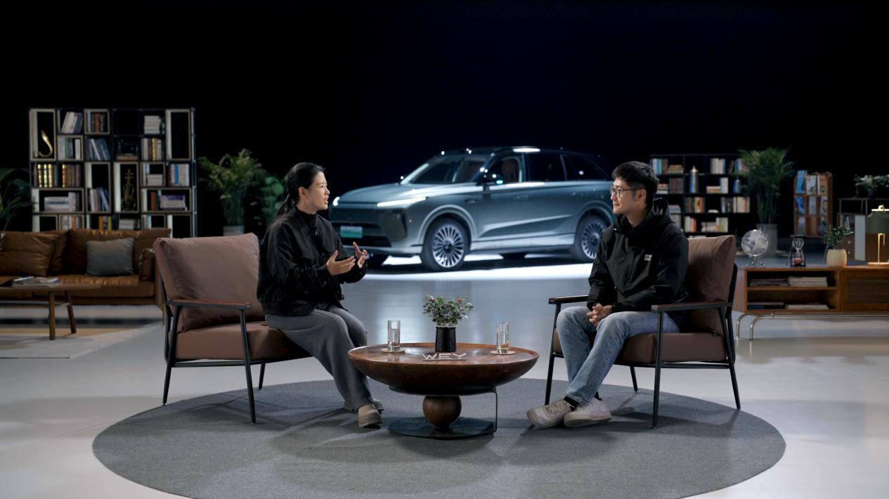 车盟快讯：魏牌全新蓝山更新小蓝灯了！在今天举办的VLATalk直播里，长城汽