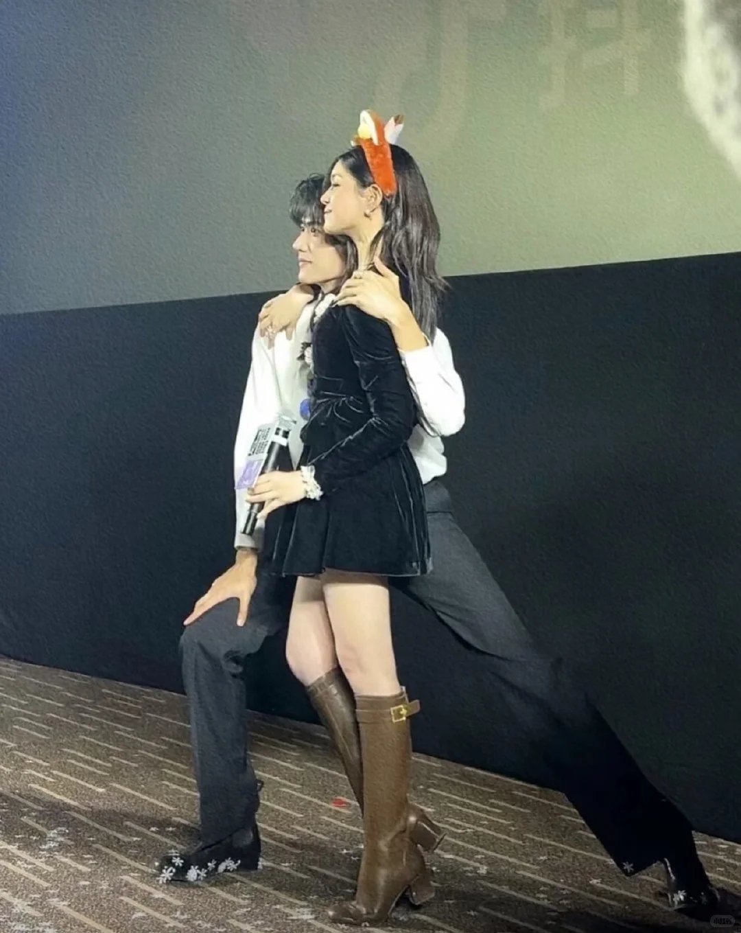 陈妍希周柯宇跟官宣似的就这个狙击蝴蝶爽，就算是演的我也认了，年底了我就磕这对了