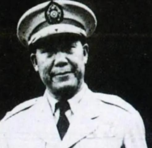 1949年，蒋介石下令刘安祺撤离青岛前炸毁重要设施。但刘安祺没执行，部队走后青岛