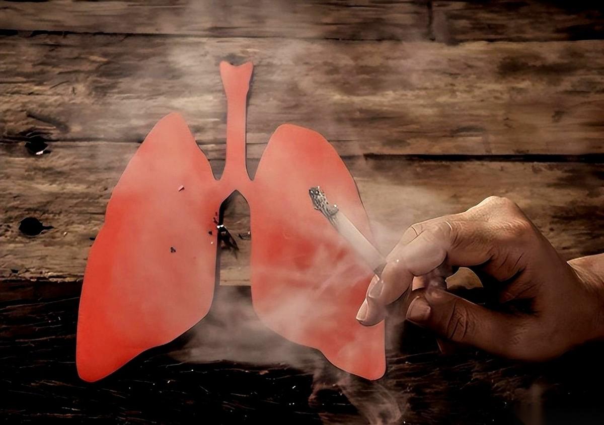 最扎心的是什么？根本不是抽烟就一定会得癌。而是有些人，从基因里就写好了，他就是