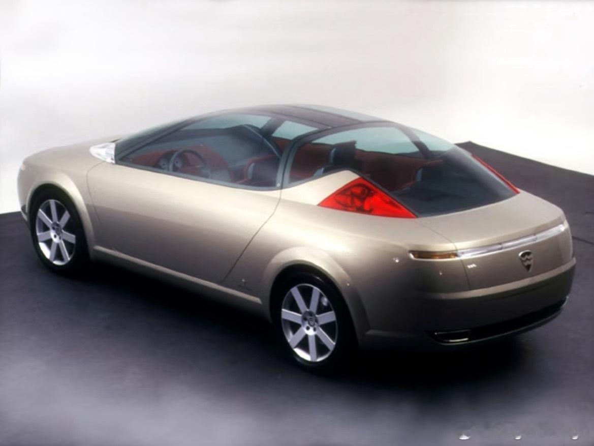 啥玩意儿？？之前出土的哈飞梦幻概念车，被人魔改成这样了？暴殄天物了