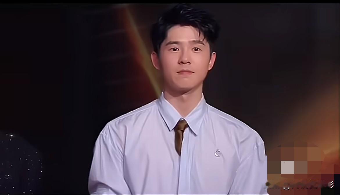 刘昊然、董子健、程潇几位艺人这几天一直喊着求工作，不过是博眼球的场面话。他们收入