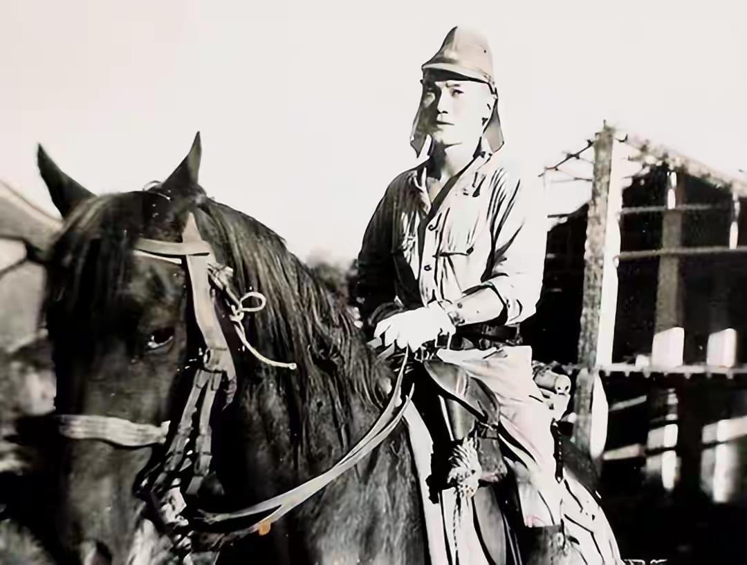 日本宪兵的日记：日本兵当着10几个男人的面糟蹋了一个中国女人16颗人头飞出