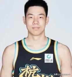 北汽引进朱俊龙的天大原因曝光，北汽剑指夺冠很多球迷误以为北汽想要引进朱俊龙