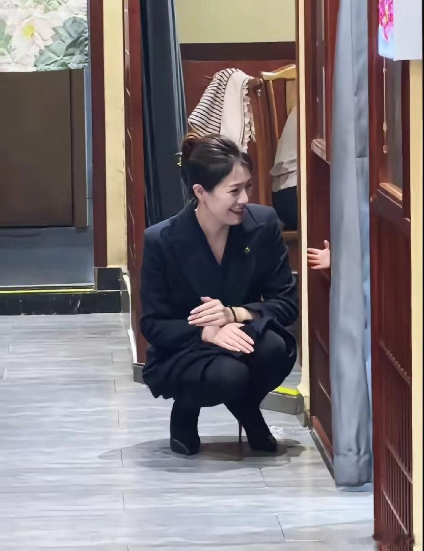 为什么小时候看不懂美女，现在看全部是美女。