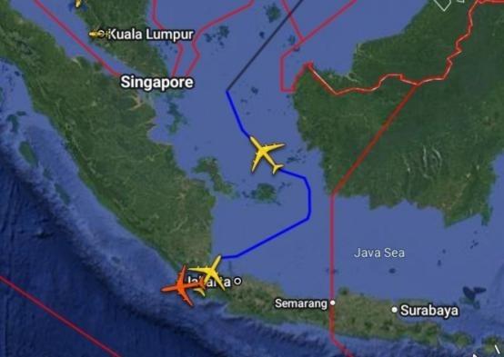 大战可能马上开始了，雷达显示，印太地区有三架空中加油机从日本起飞，它们避开了所有