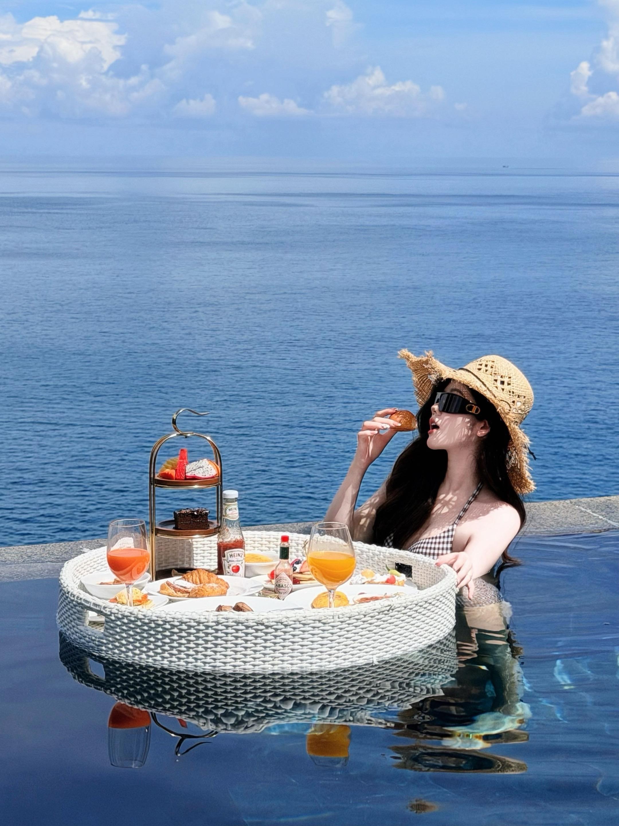 🇹🇭普吉岛人生酒店🌴 不愧是王嘉尔同款酒店，一旦住了这个酒店就完...