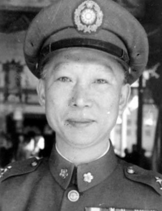 1993年台湾的一桩房租纠纷案，被告竟是一级上将薛岳，那年他97岁，坐在台北的法