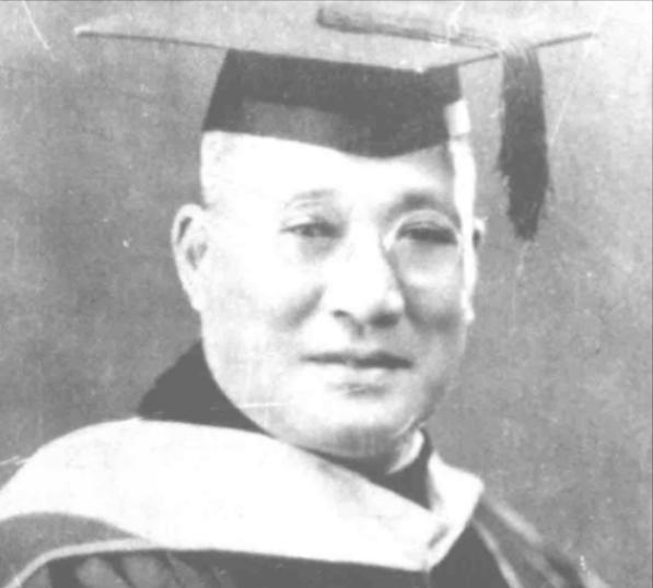 蒋介石人称人民公敌，75年临终前，快断气前几个小时念念不忘的不是宋美龄，不是蒋经