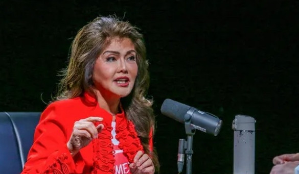 周五，菲律宾参议员伊梅·马科斯呼吁她的弟弟、总统小费迪南德·马科斯尽快签署一项有